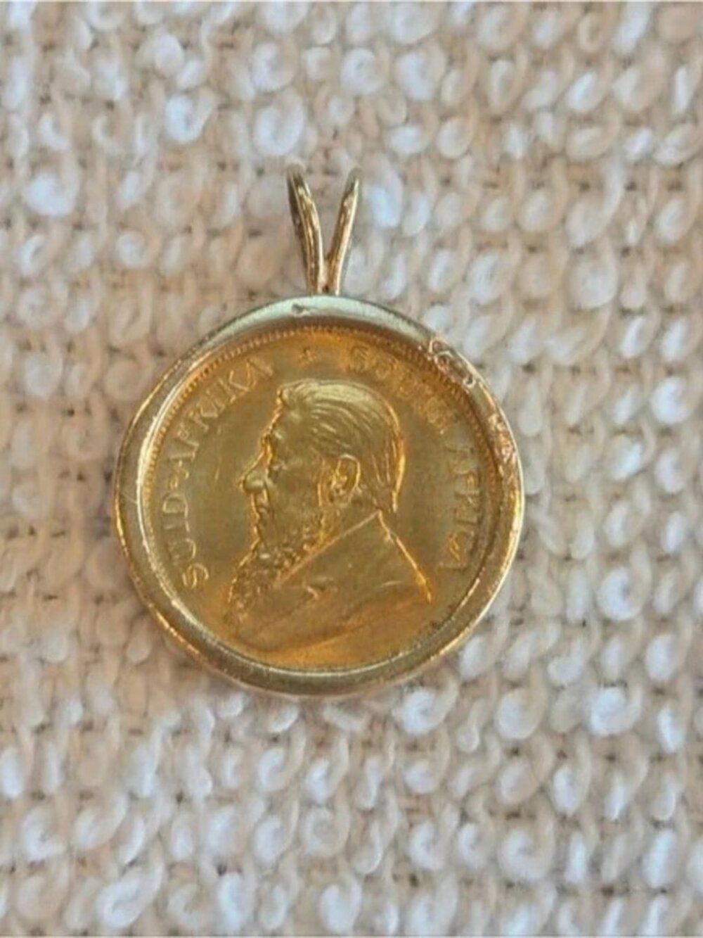 1/10 Krugerrand South Africa 1983 Gold Coin Made into a Necklace Pendant